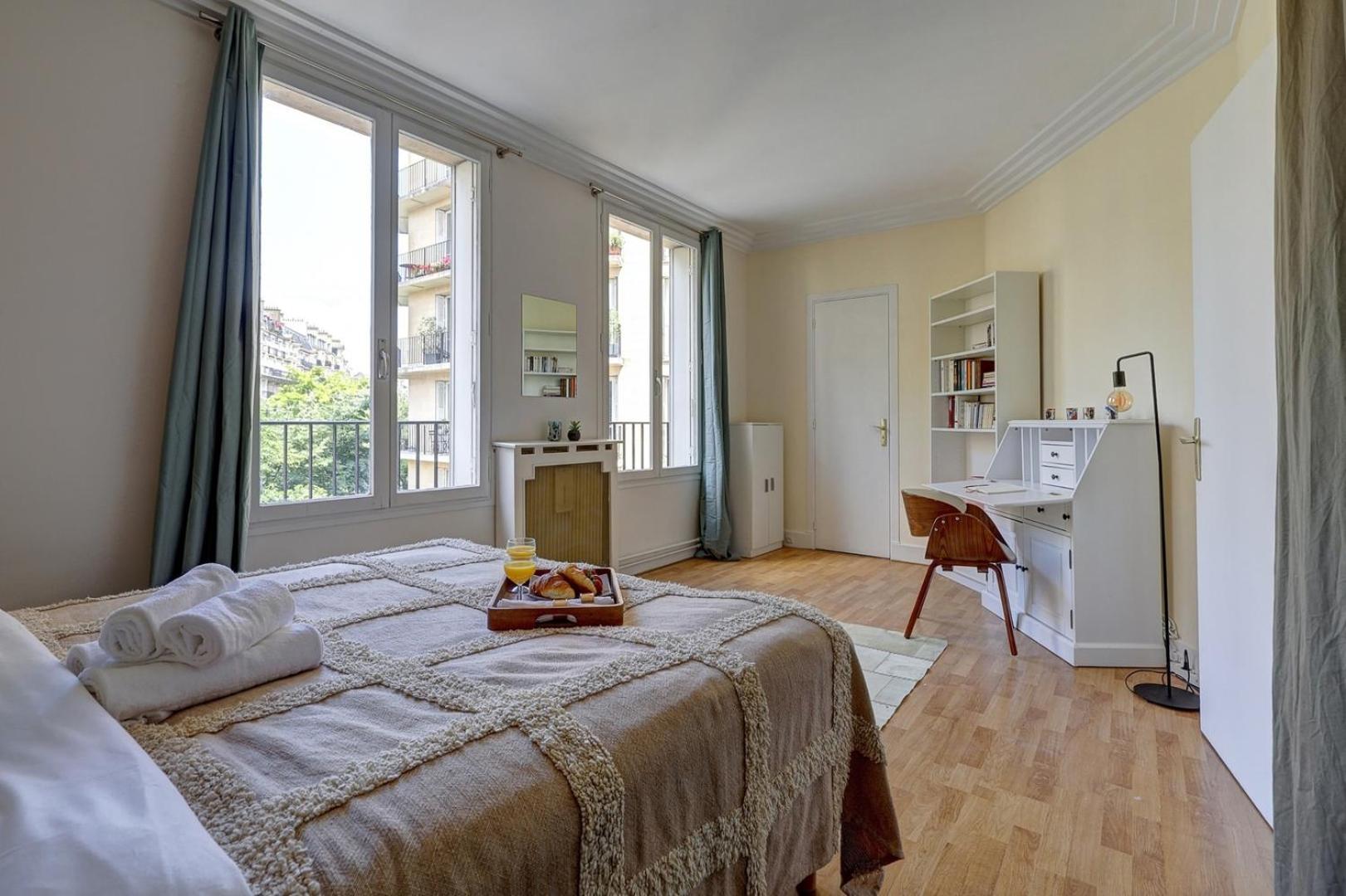 Bnbnook - Charming 1br With Eiffel Tower View * Parijs