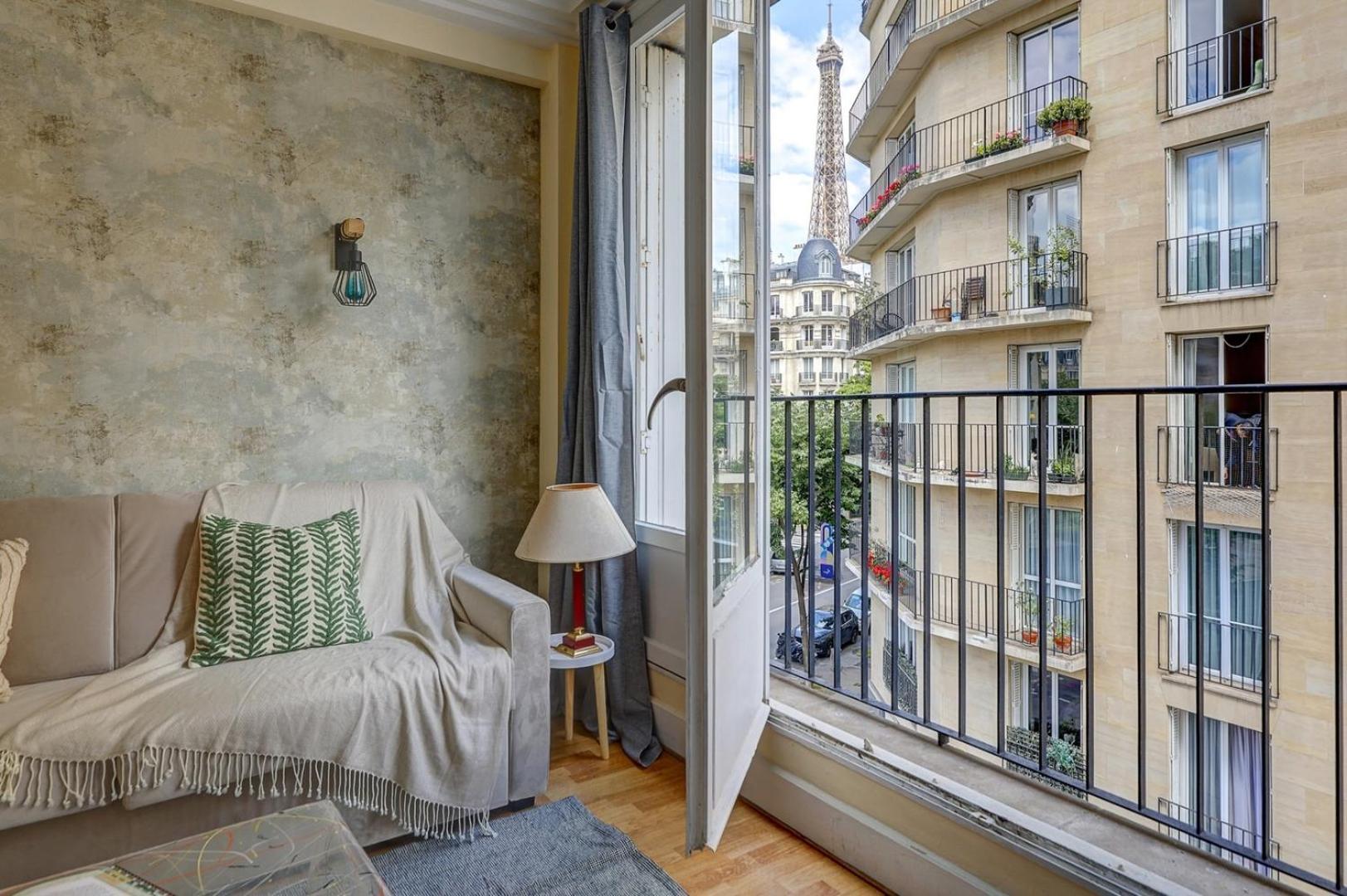 Appartement Bnbnook - Charming 1br With Eiffel Tower View *